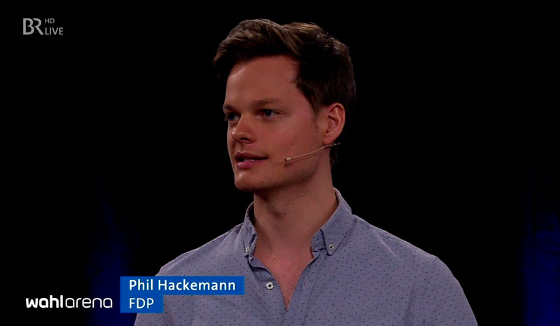 Phil Hackemann bei einem Fernsehauftritt